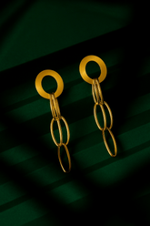 Interlocking chain link drop earring