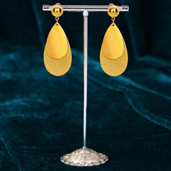 Gold plated drop earring