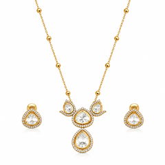 Kundan Teardrop Pendant Necklace Set for Women Gold Plated Floral Crystal Necklace with Matching Earrings