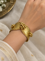 Traditional Antique Gold-Plated Floral Cuff Bracelet for Women