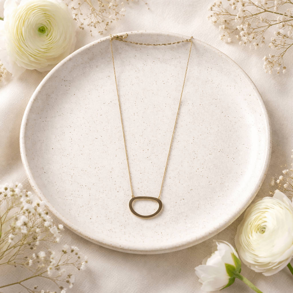 Minimal Gold-Plated Statement Pendant Necklace | Sleek Fashion Chain