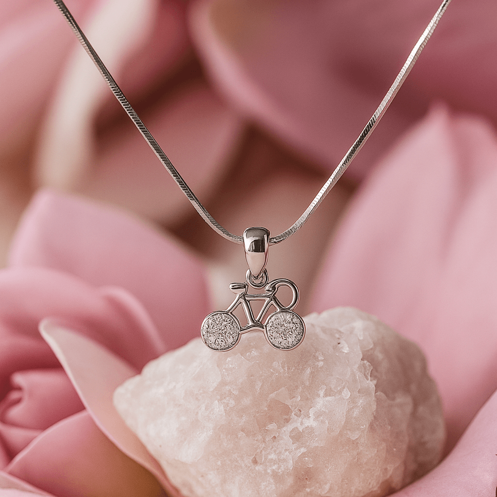 Pedal Glow 925 Silver Chain Pendent