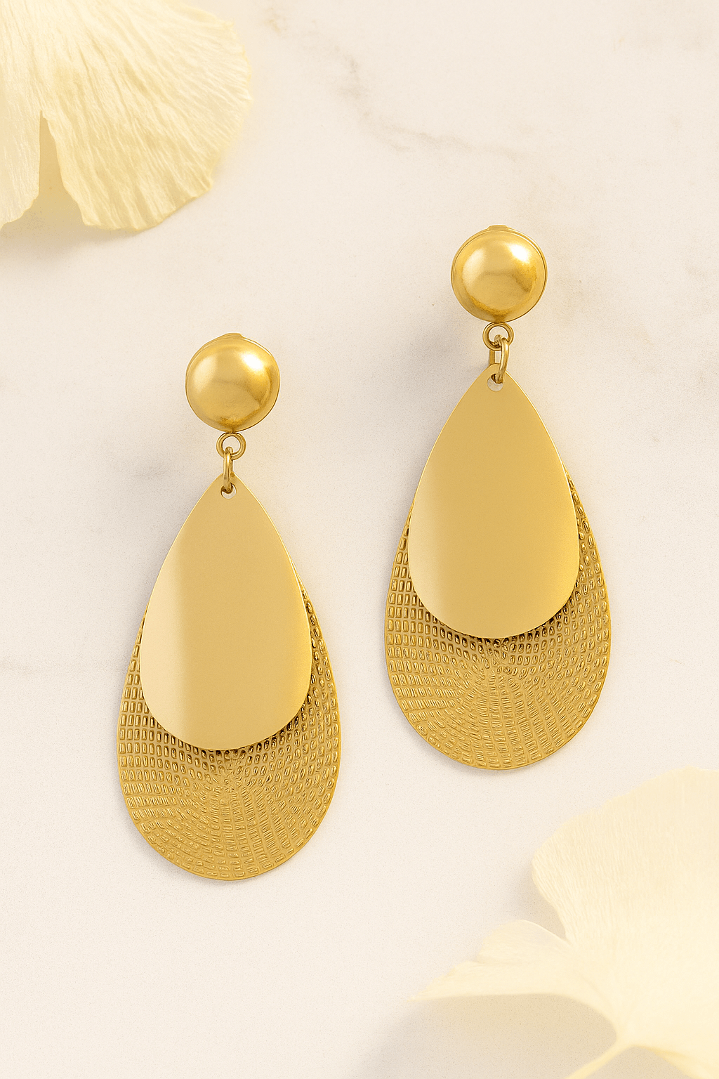 Gold plated drop earring