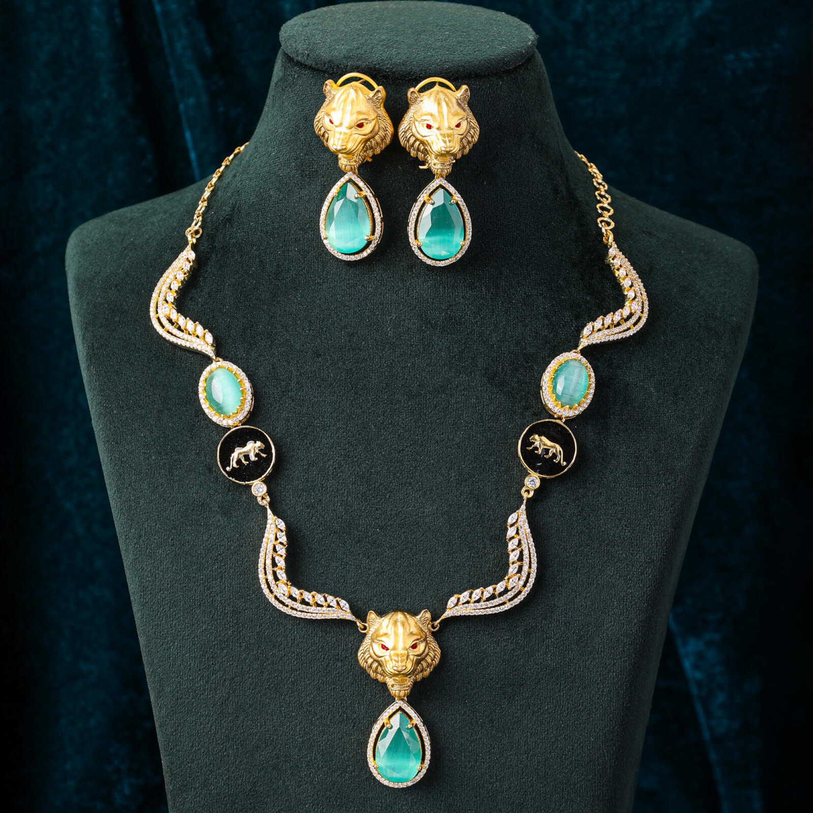 Vintage sabhyasachi inspired necklace set