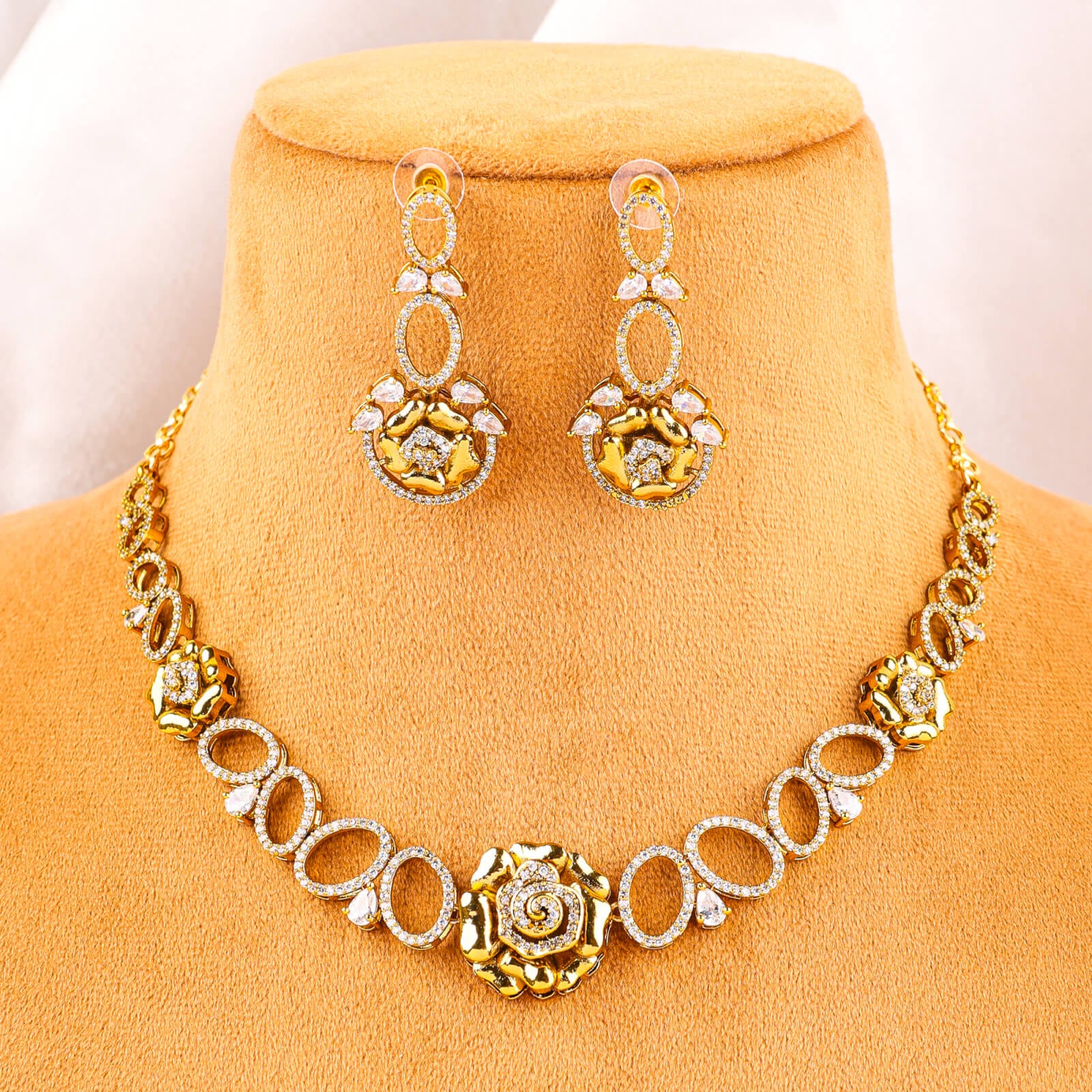 Floral mehandi polished necklace set