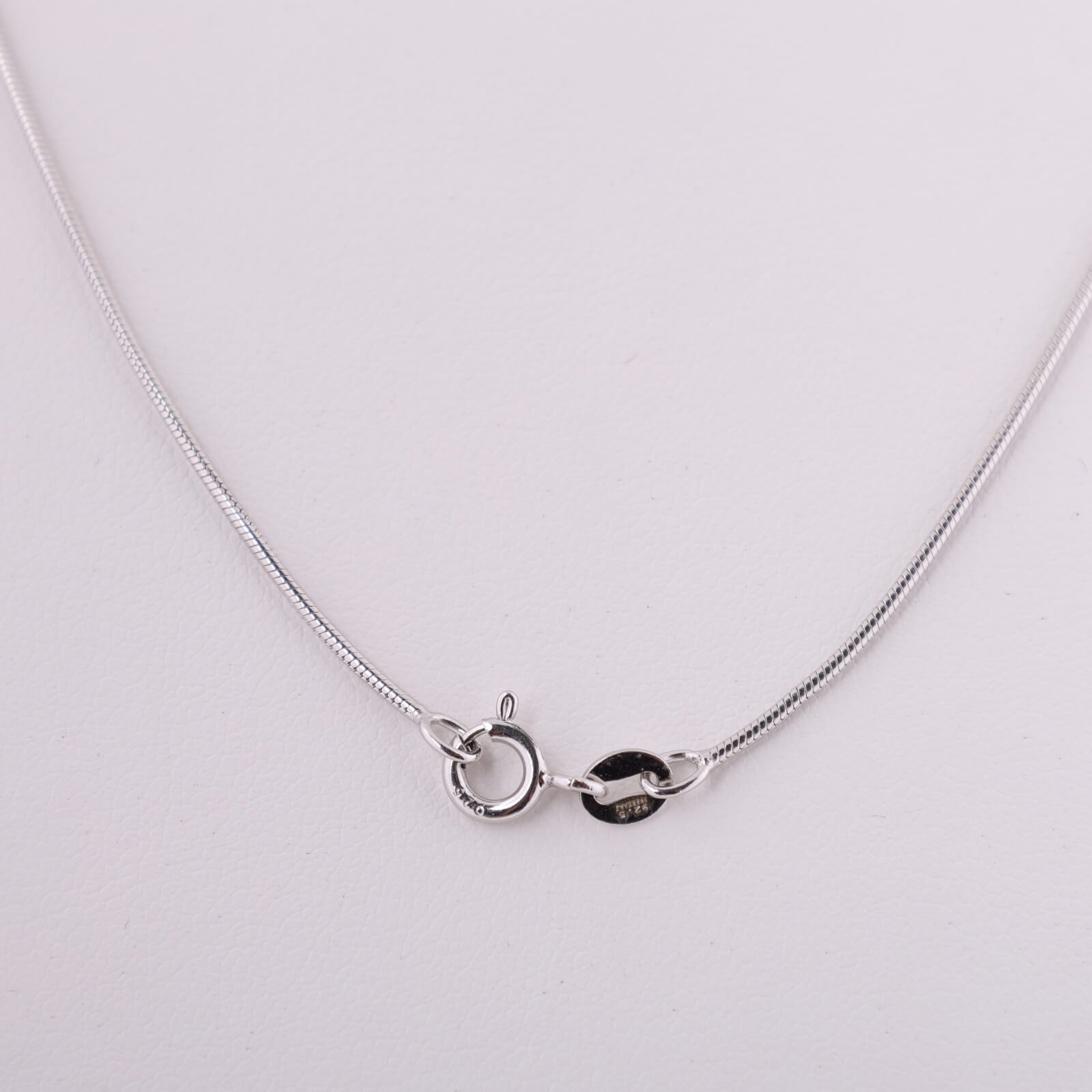 Glow Lock  925 Silver Chain Pendent