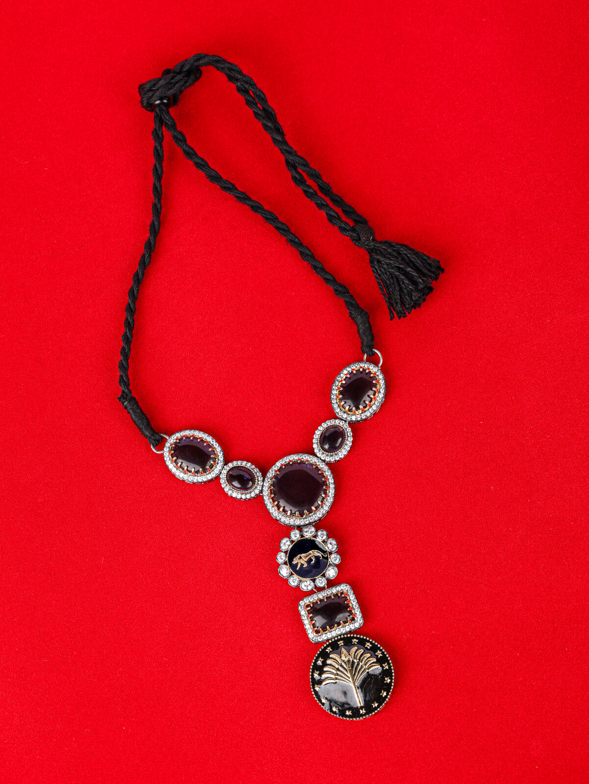 Sabhysachi moissanite necklace set