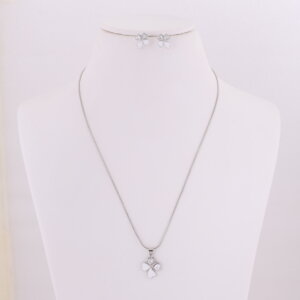 Floral  925 Silver Chain Pendent set