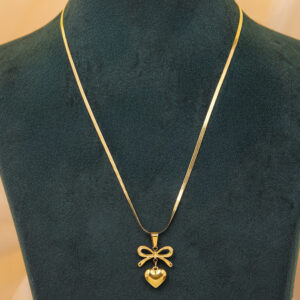 Bow and heart Necklace