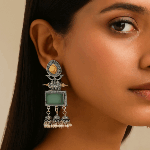 Trendy oxidized antique stone earring