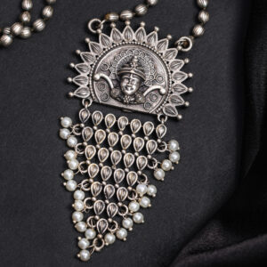 Contemporary oxidized temple necklace set