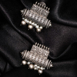 Contemporary Square Shape  necklace set