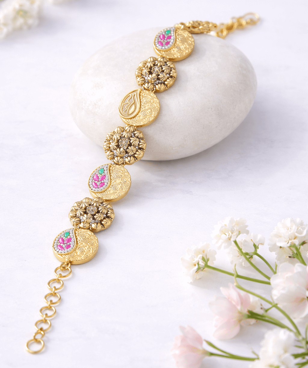 Traditional Antique Gold-Plated Filigree Bracelet for Women - Image 3