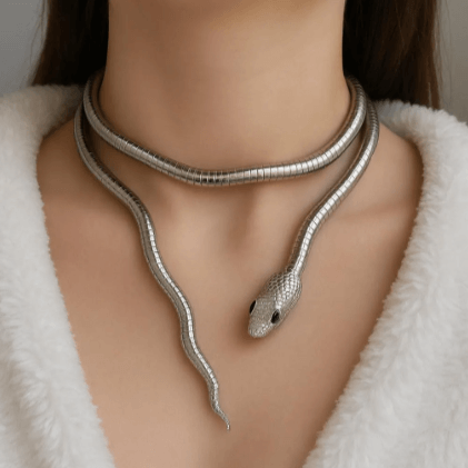Designer Silver Snake Chain Necklace with Bracelet - Image 2